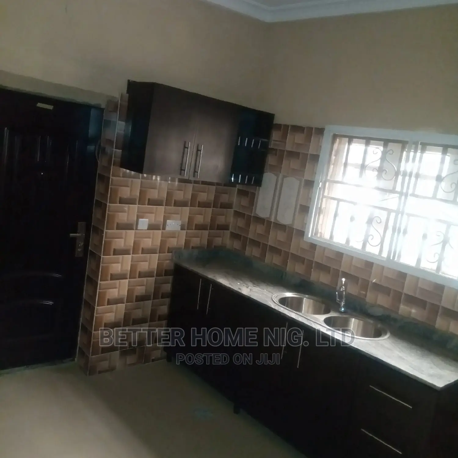 Furnished 3bdrm Block of Flats in Ido for rent in Ido