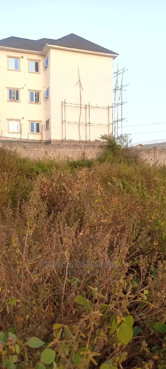 Distress Sale; 1.7hectares Land With CofO In Abuja in Central Business District