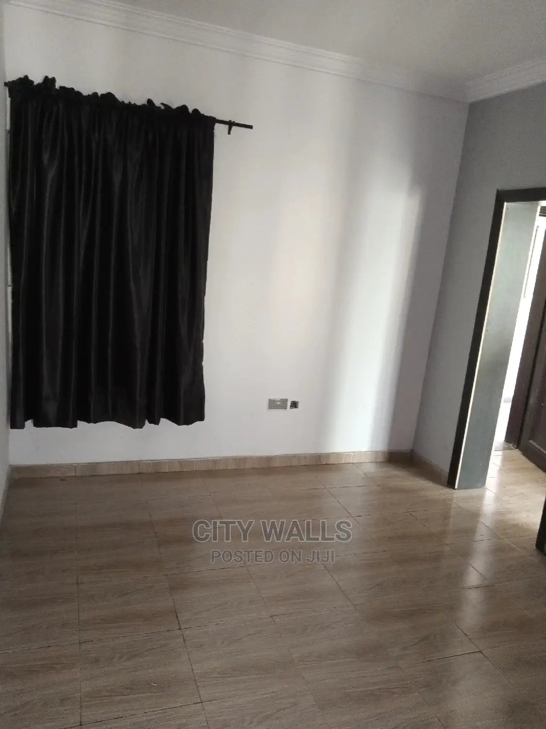 Mini Flat in Chevron for rent in Chevron