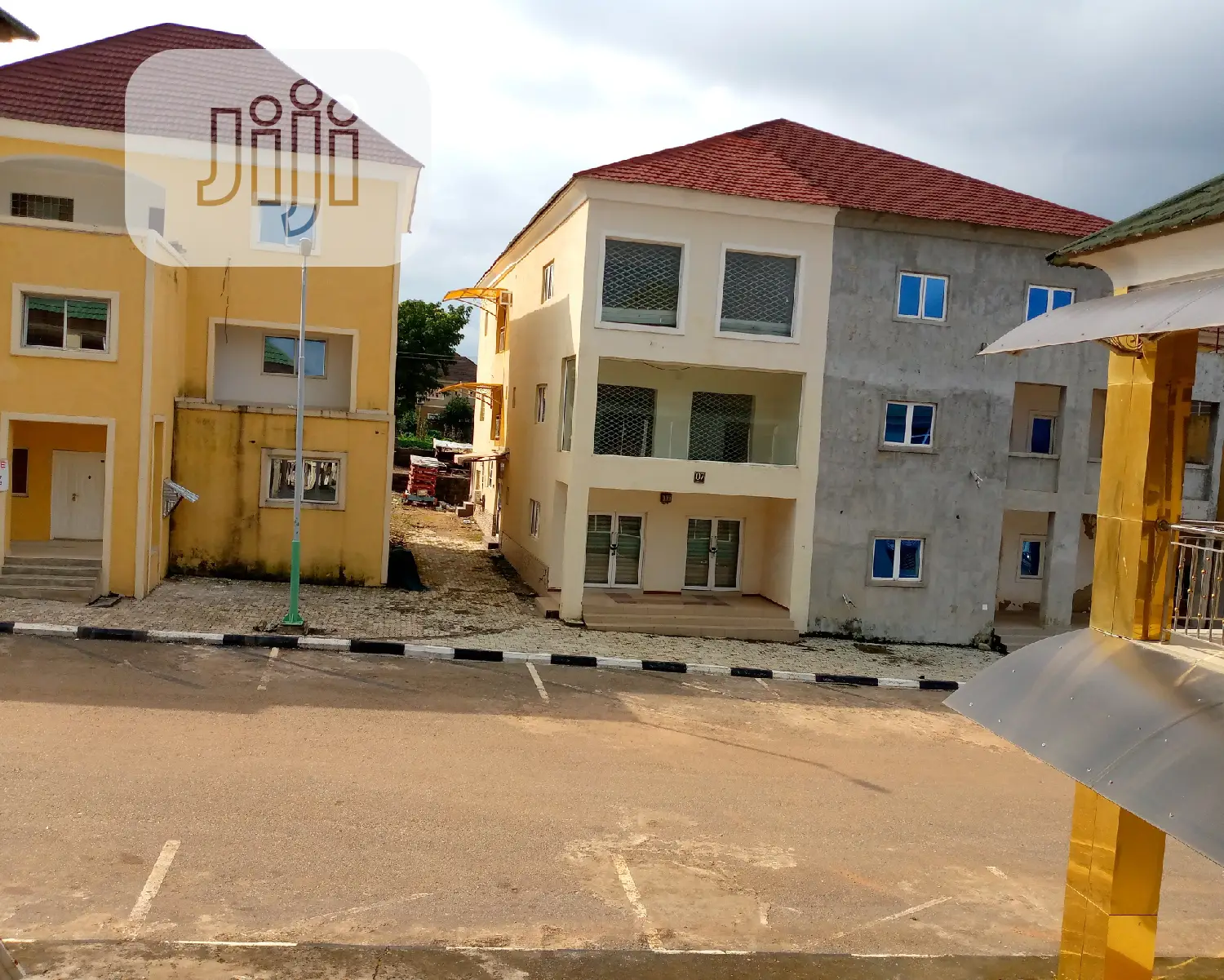 Shops/Offices/Warehouse for Sale in Abuja Dubai Int'l Market in Kaura