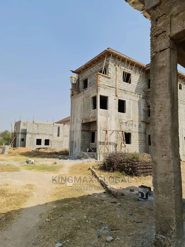 5bdrm Duplex in Jabi for sale in Jabi