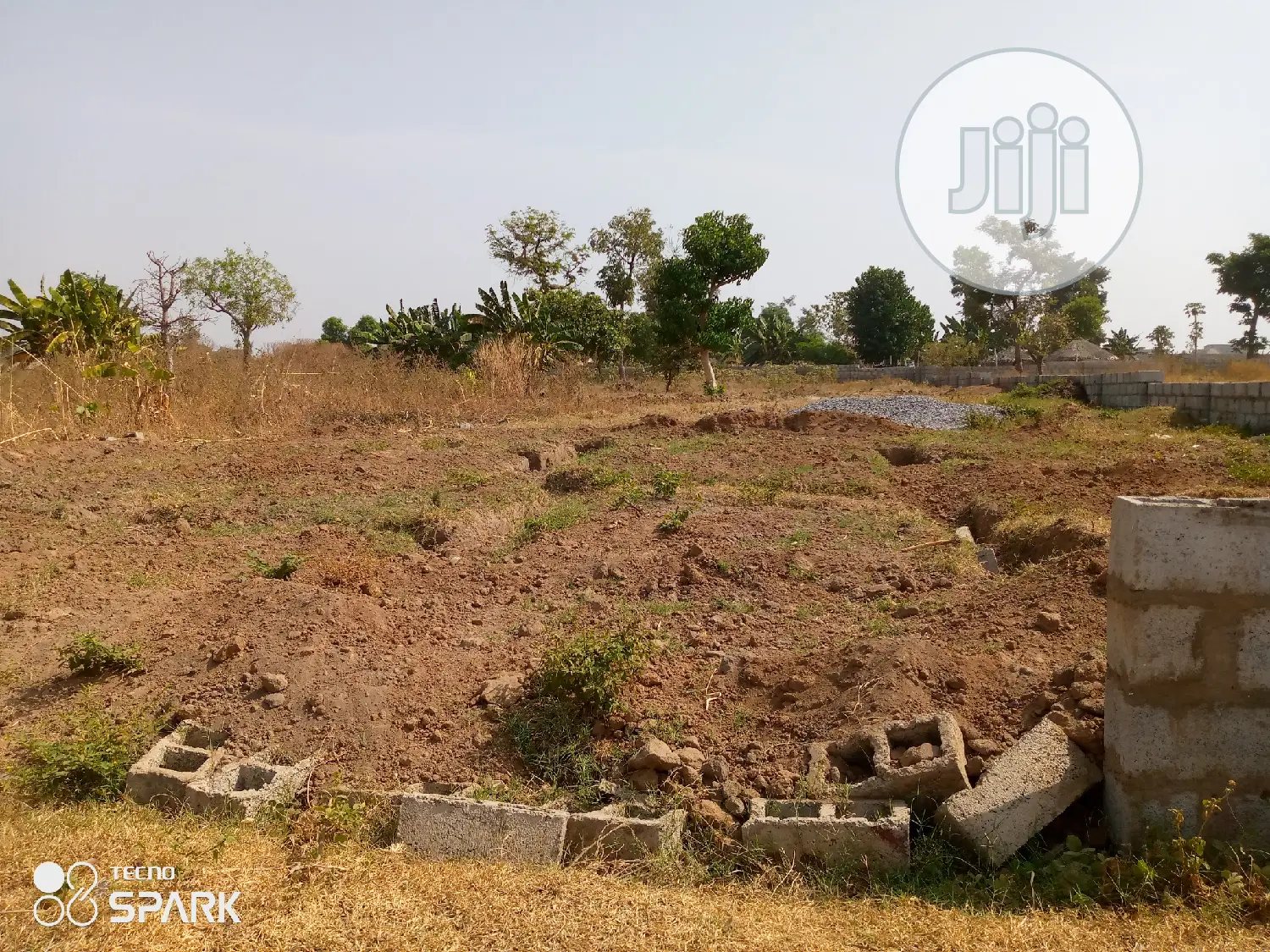 600sqm. 4 Bedroom Duplex + Enclose B.Q Estate Plot for Sale in Lugbe District