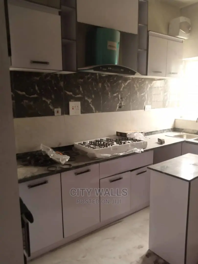 4bdrm Duplex in Ikota Gra for rent in Ikota