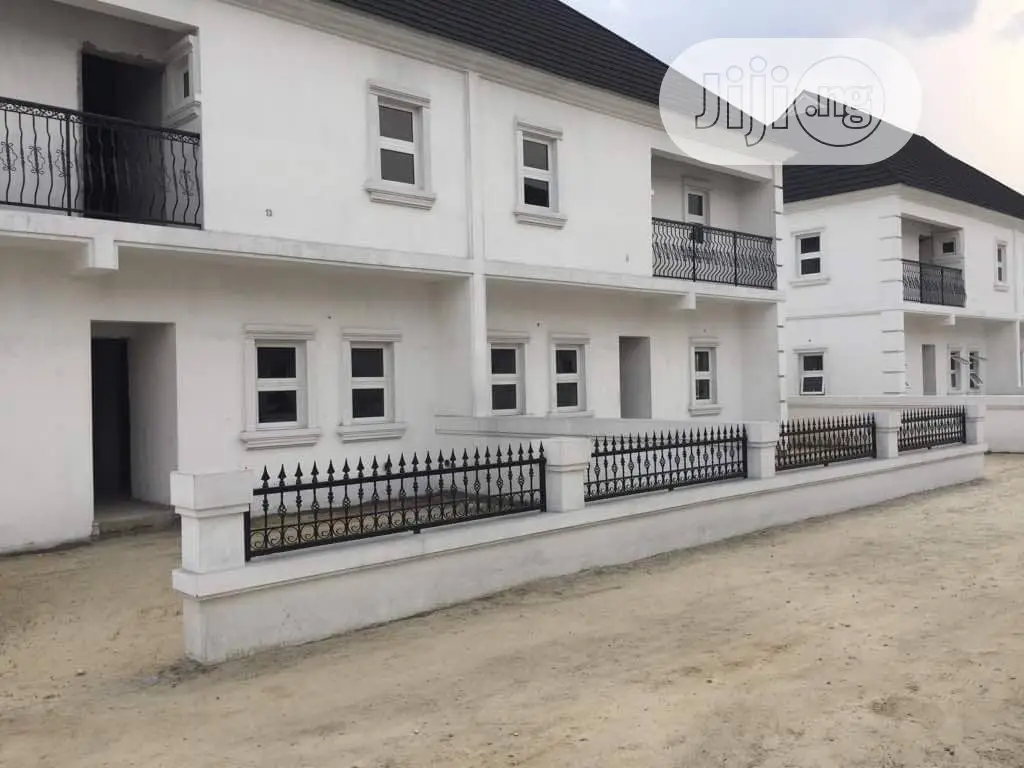4bdrm Duplex in Doxa Estate, Port-Harcourt for sale in Port-Harcourt