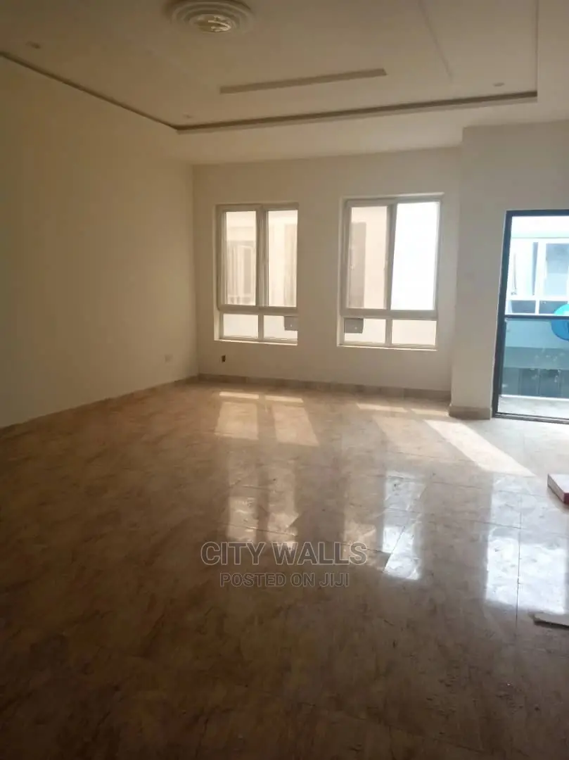 4bdrm Duplex in Victoria Crest, Chevron for rent in Chevron