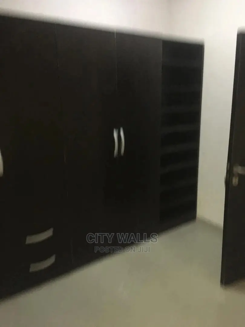 3bdrm Apartment in Chevron for rent in Chevron