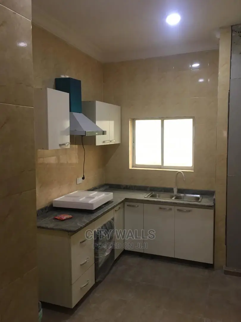 3bdrm Apartment in Chevron for rent in Chevron
