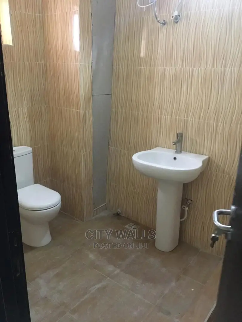 3bdrm Apartment in Chevron for rent in Chevron