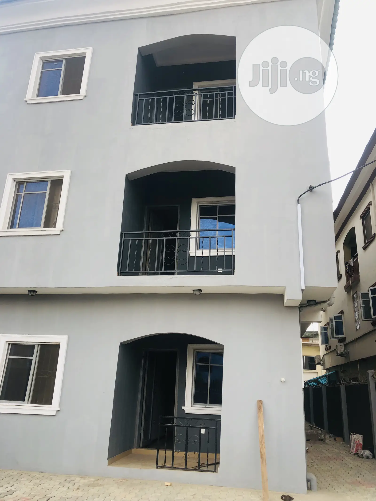 Furnished 2bdrm Block of Flats in Surulere for rent in Surulere