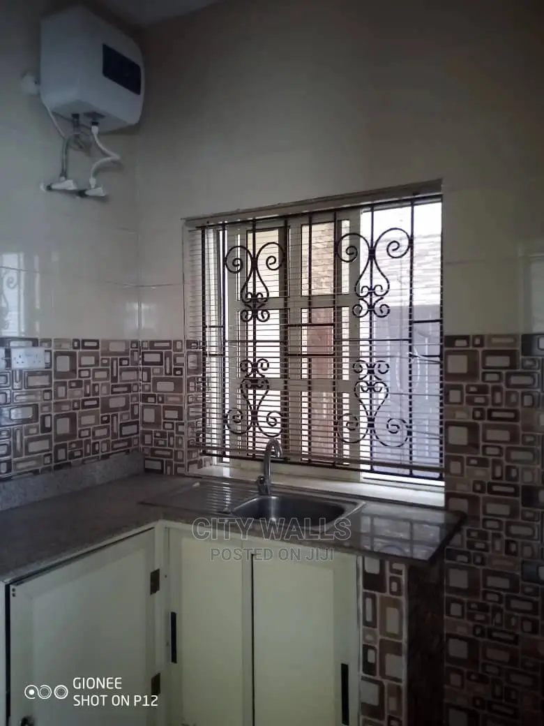 Mini Flat in Agungi for rent in Agungi
