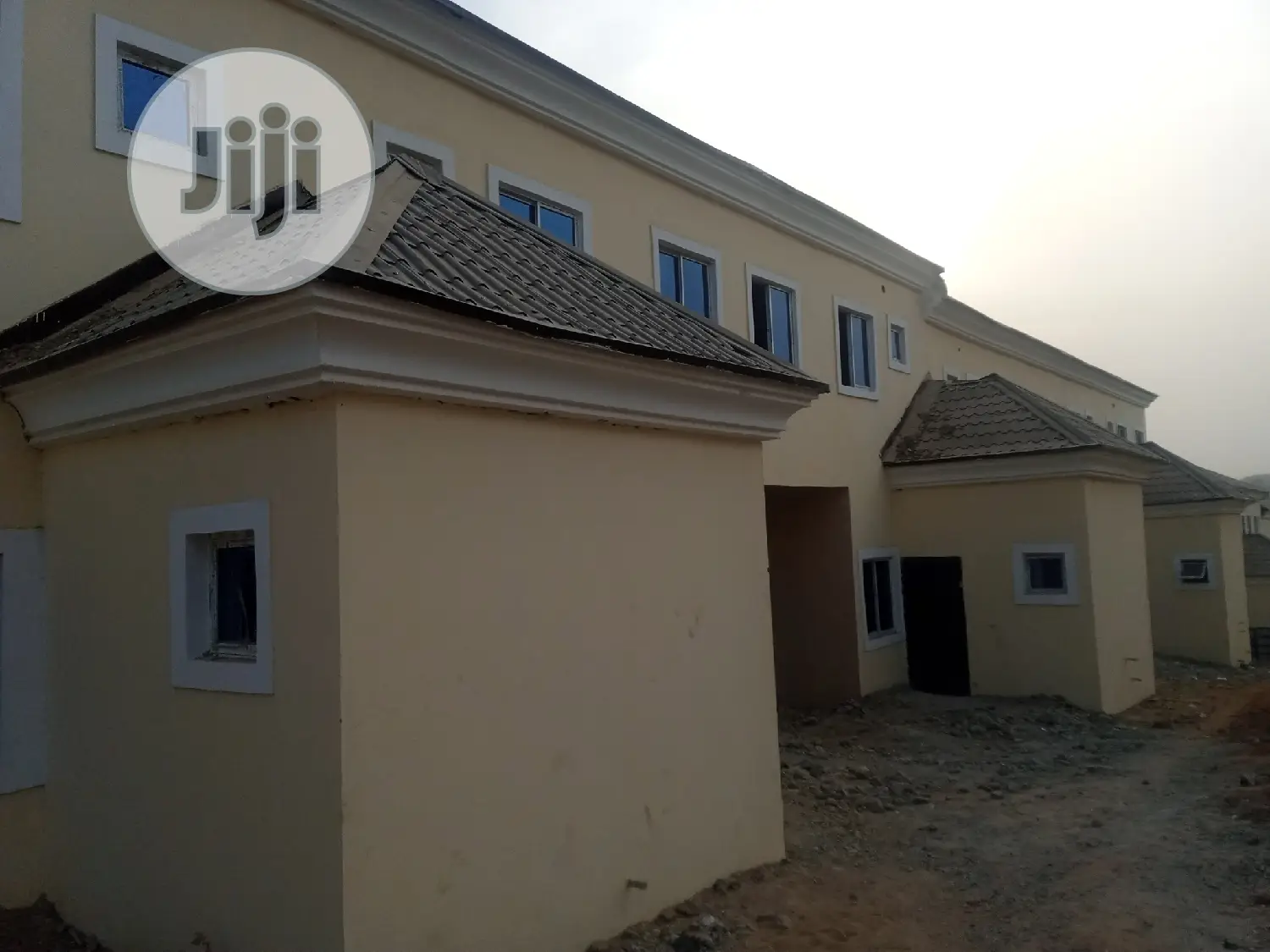 2bdrm Duplex in Naf Valley Estate, Asokoro for sale in Asokoro