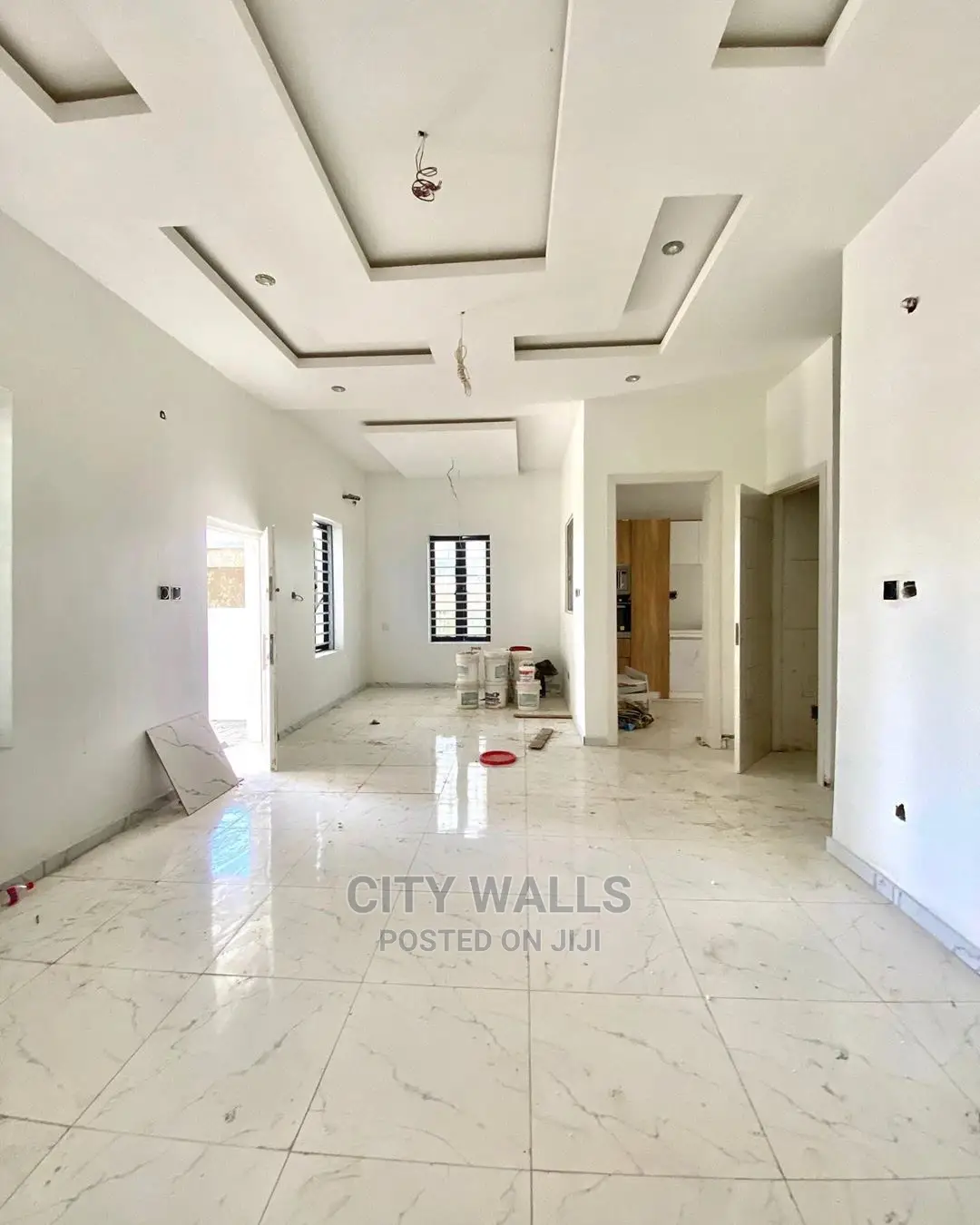 4bdrm Townhouse / Terrace in Spring Garden, Chevron for rent in Chevron