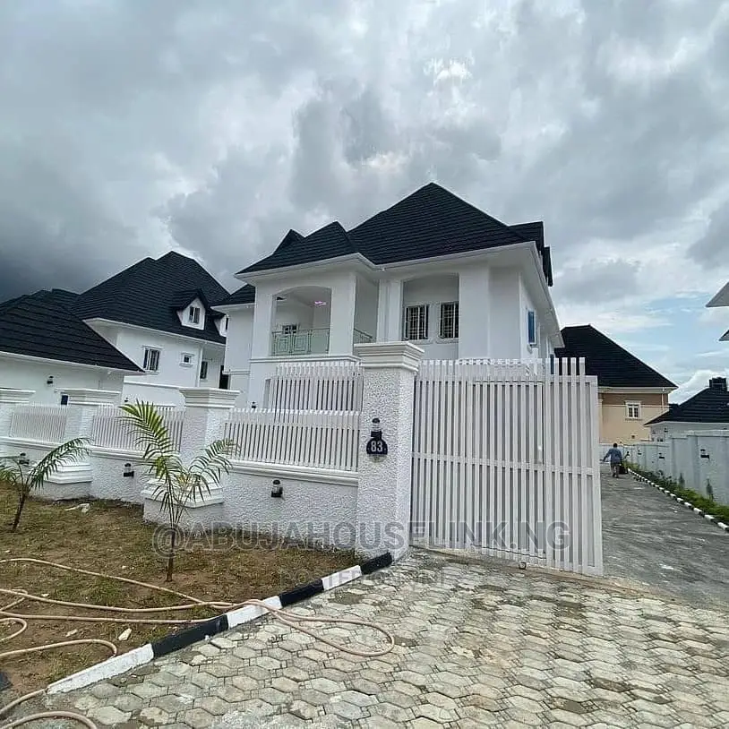 Furnished 6bdrm Duplex in Gwarinpa for sale in Gwarinpa