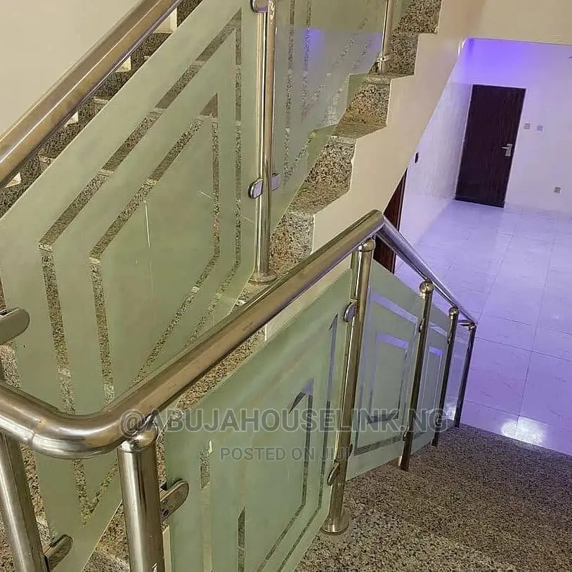 Furnished 6bdrm Duplex in Gwarinpa for sale in Gwarinpa