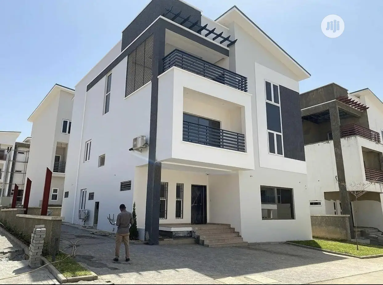 5bdrm Duplex in Jabi for sale in Jabi