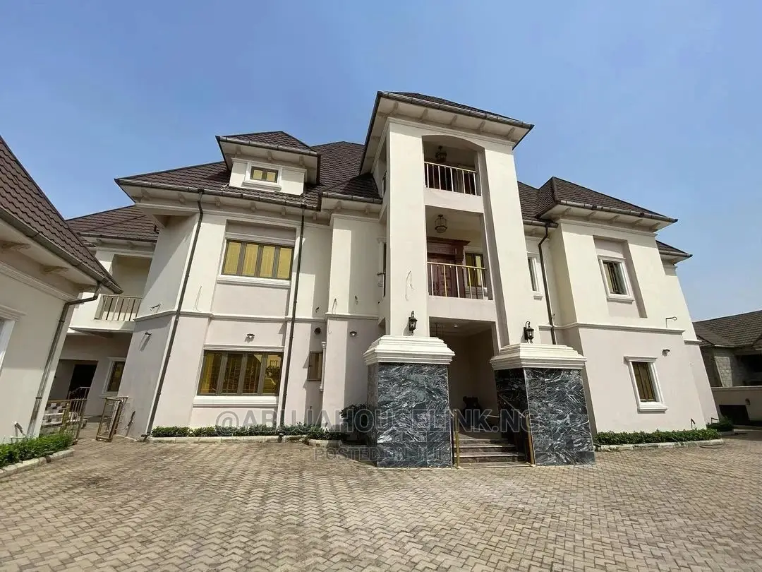 Furnished 7bdrm Mansion in Gwarinpa for sale in Gwarinpa