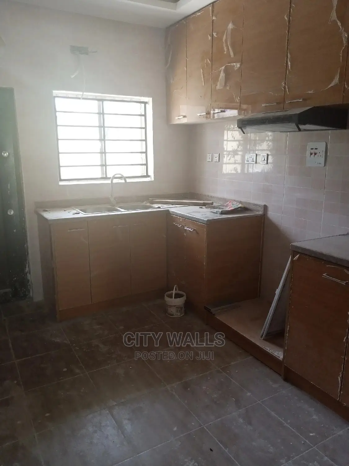 3bdrm Townhouse / Terrace in Ikate for rent in Ikate