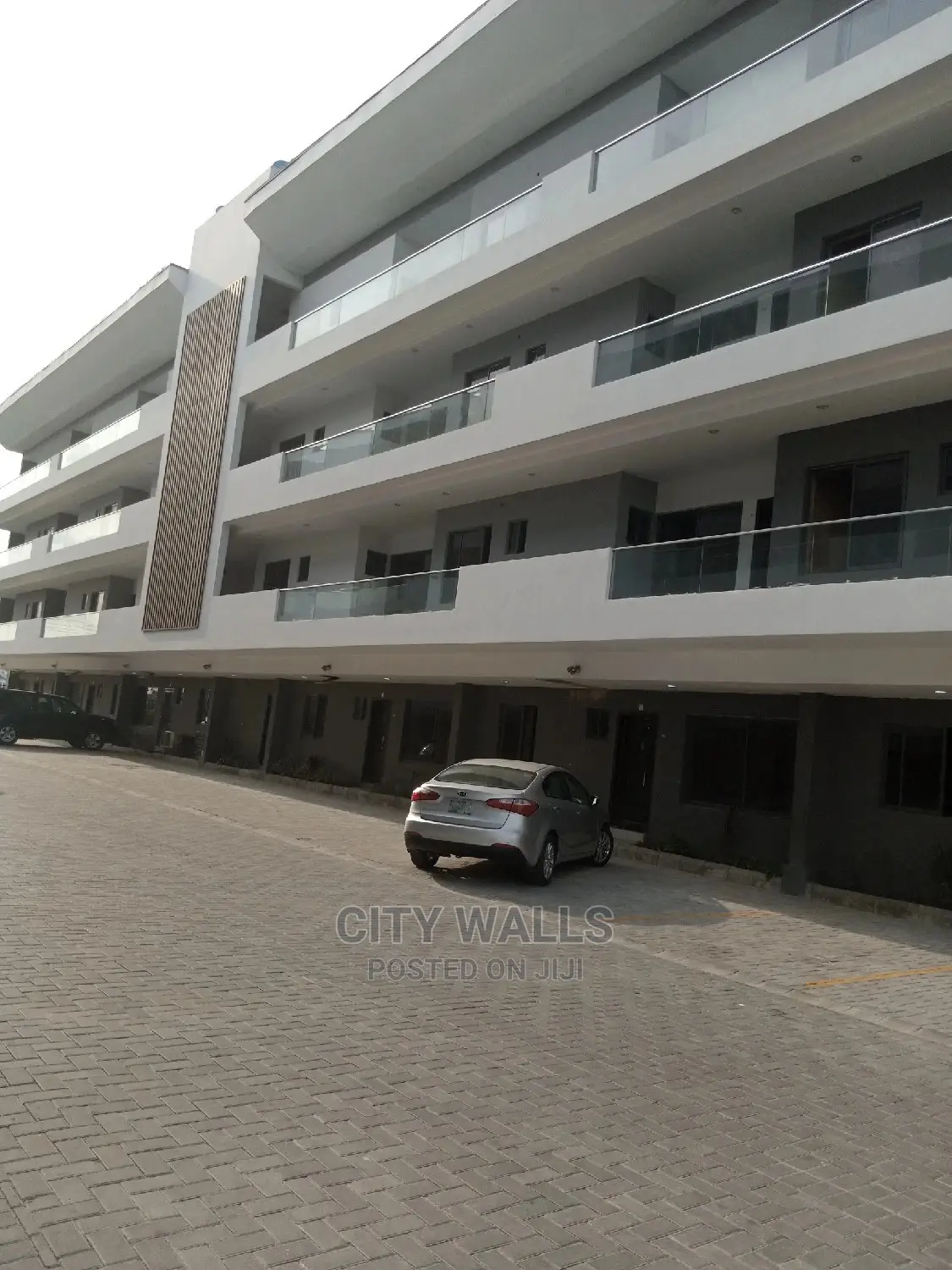 3bdrm Block of Flats in Ikate for rent in Ikate