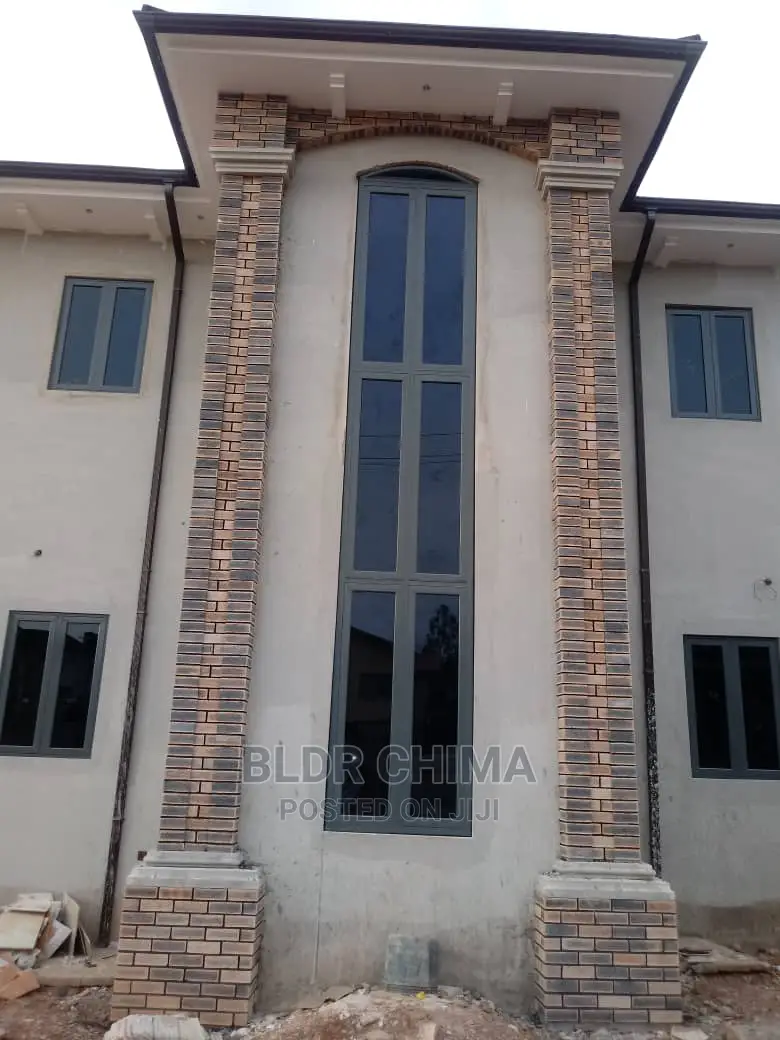 Brand New 30rooms Hotel At Golf Estate GRA Enugu. in Enugu