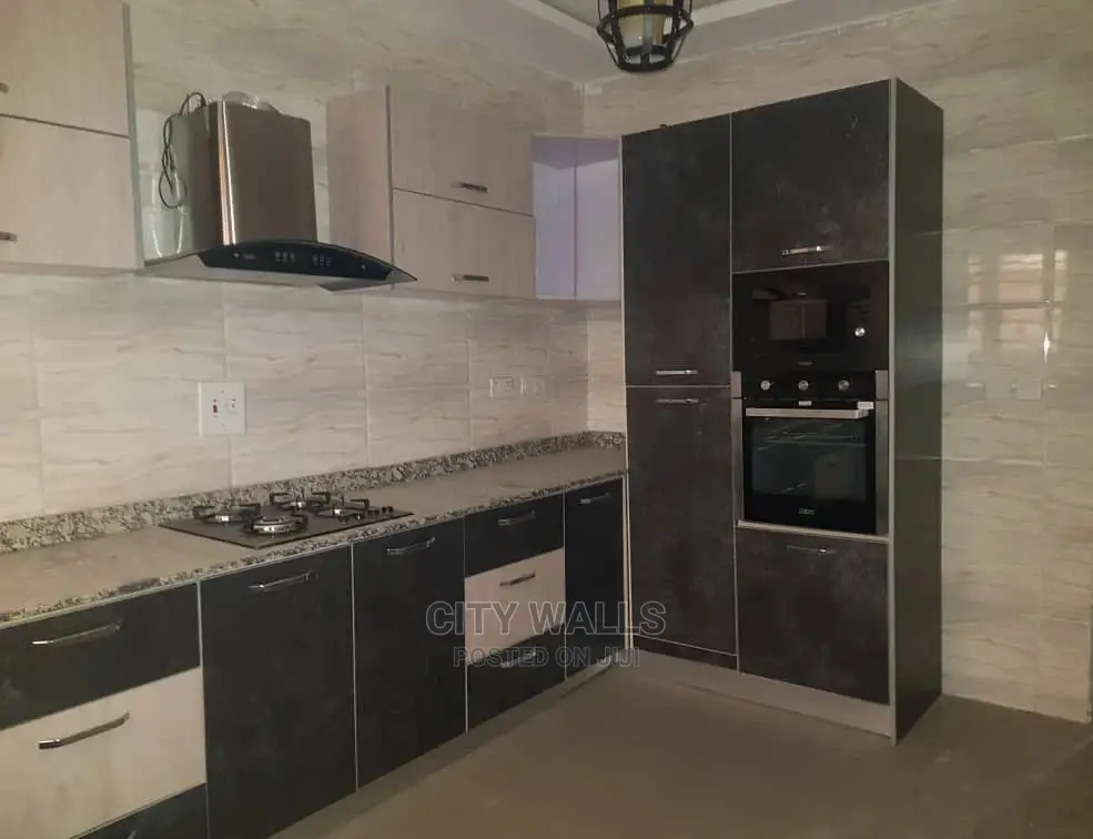 Spacious 4 Bedrooms Duplex For Rent  in Idado