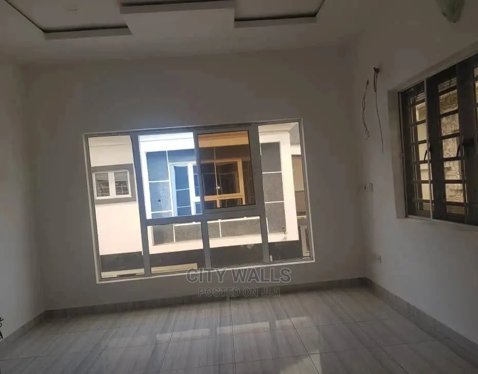 Spacious 4 Bedrooms Duplex For Rent  in Idado