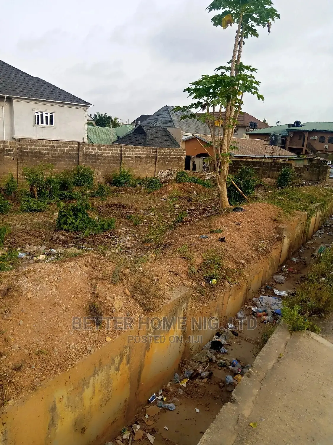 For Sale a Plot of Land With Register Survey in Oluyole