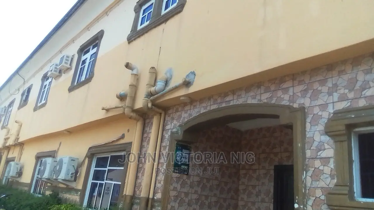 Furnished 10bdrm Chalet in Igbudu Estate, Oko Afo for sale in Oko Afo