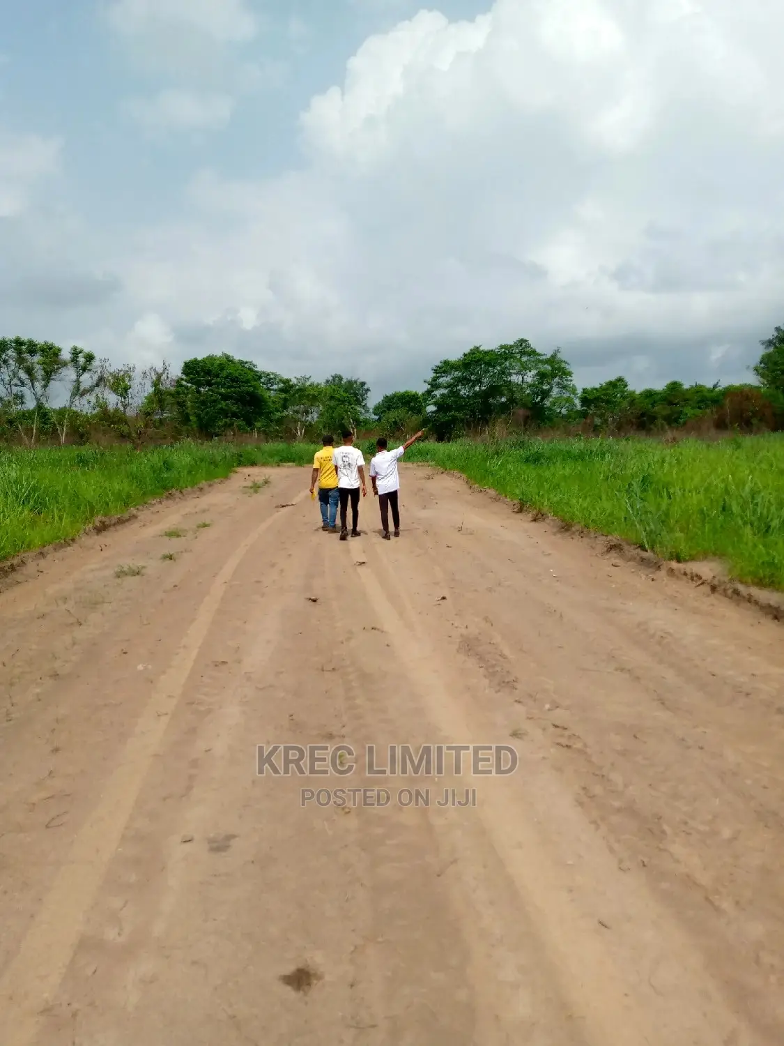 Industrial Land Very Suitable for Farmin/Industrial Purposes in Etche