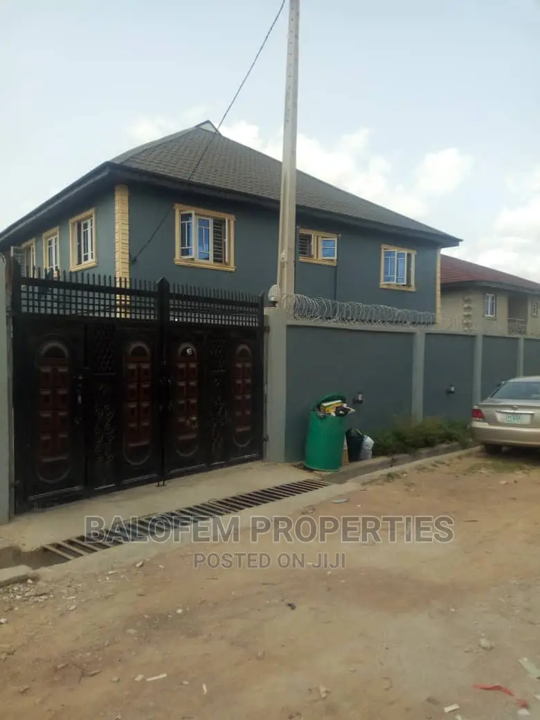House for Sale at Olomore Abeokuta Ogun State in Abeokuta North