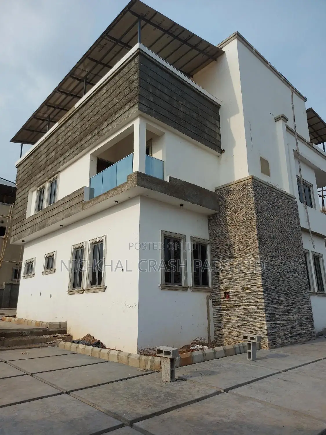 Functional 5bedrm Duplex,Secured Estate in Guzape for Sale in Guzape District