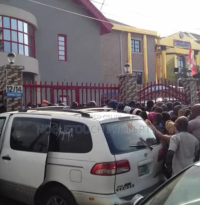 48 Rooms Hotel With Swimming Pool Other Modern Facilities in Alimosho