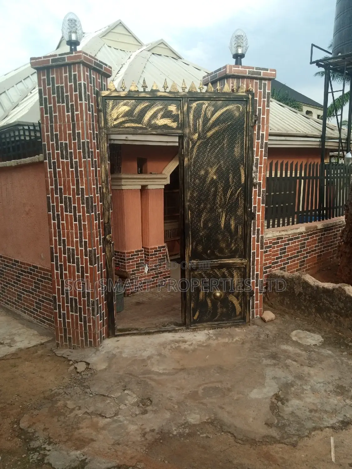 3bdrm Apartment in Ifite Awka for sale in Awka