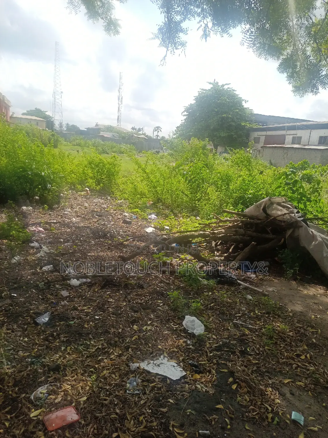 (48plots)8acres Along ECOWAS Road Iyana Isashi Ojo in Alaba