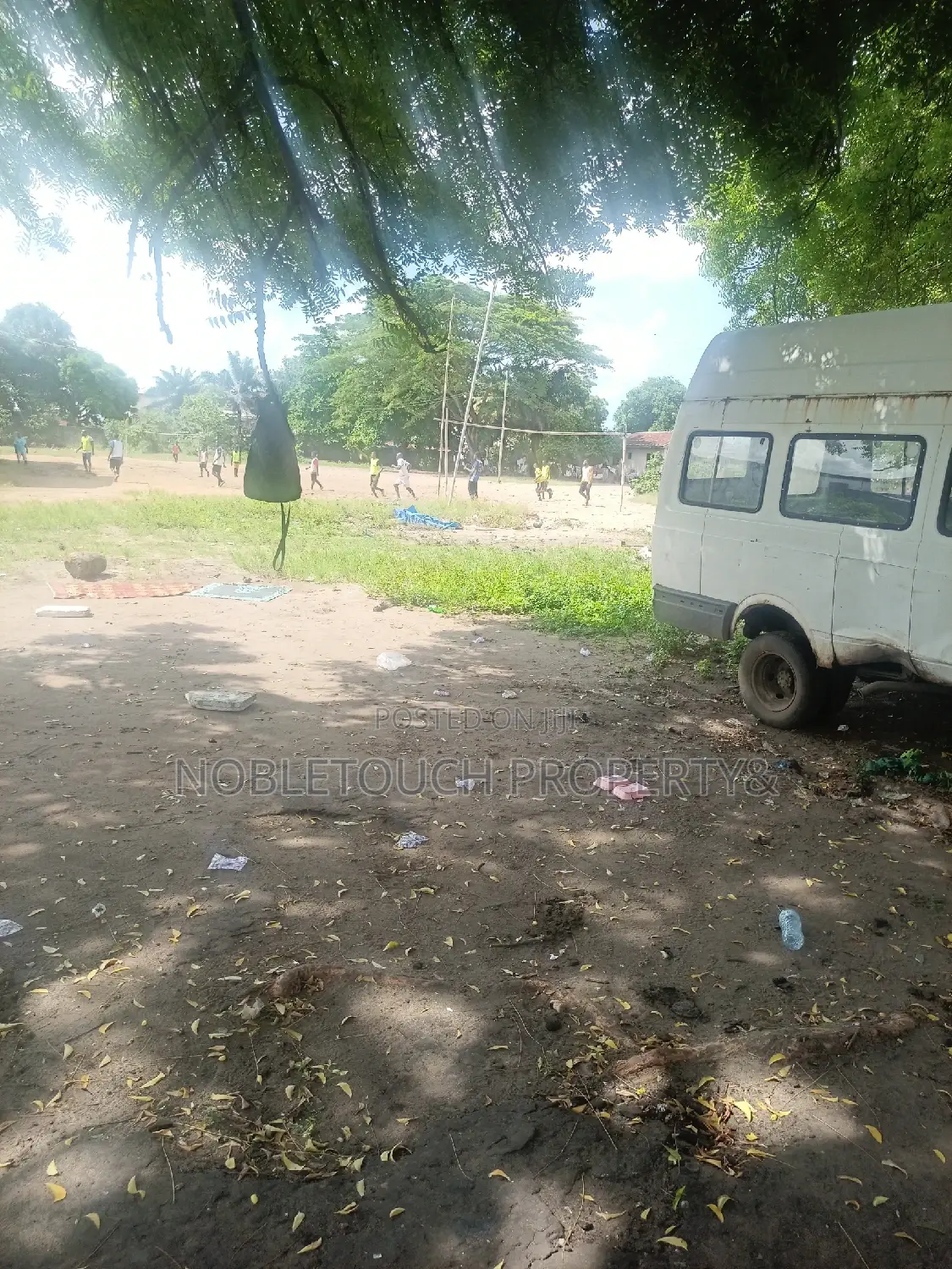(48plots)8acres Along ECOWAS Road Iyana Isashi Ojo in Alaba