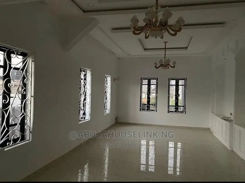 Furnished 5bdrm Duplex in Efab Metropolis, Karsana for sale in Karsana