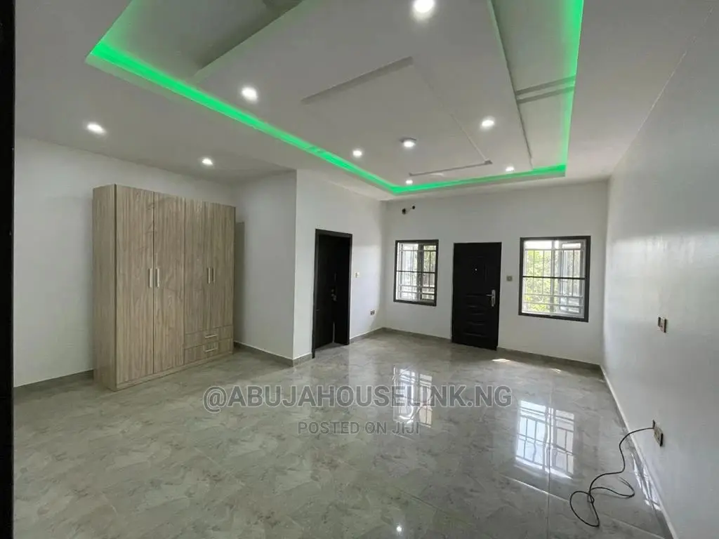 Furnished 4bdrm Duplex in Guzape Abuja for sale in Guzape District