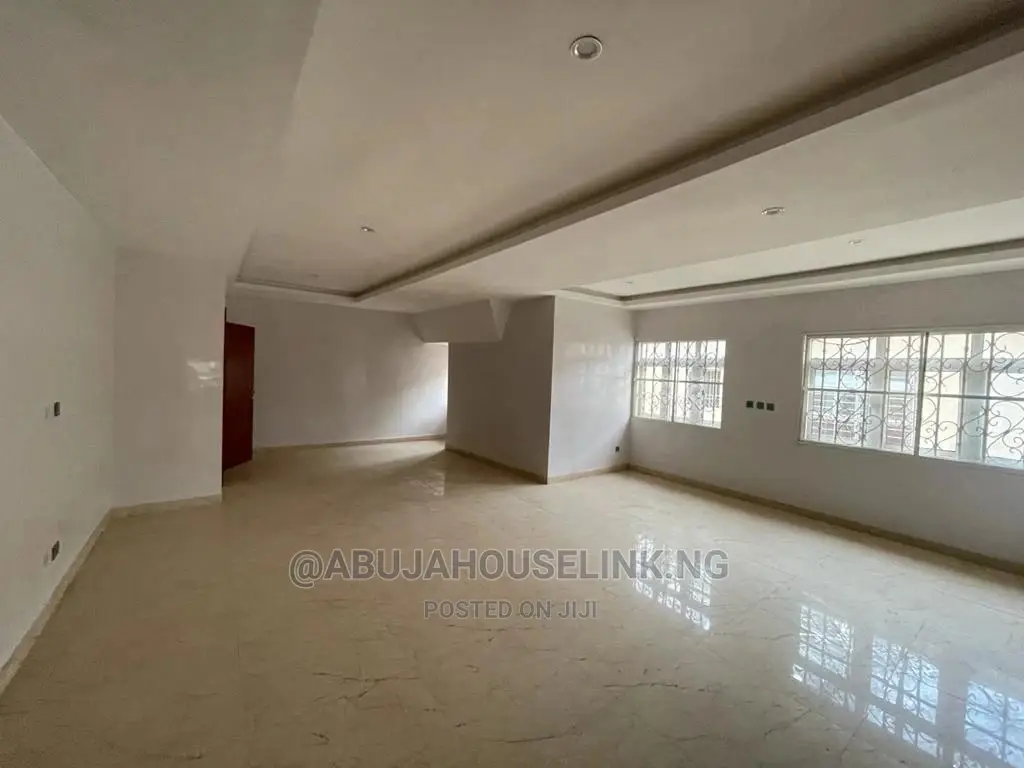 Furnished 9bdrm Duplex in 69 Road Gwarimpa, Gwarinpa for sale in Gwarinpa