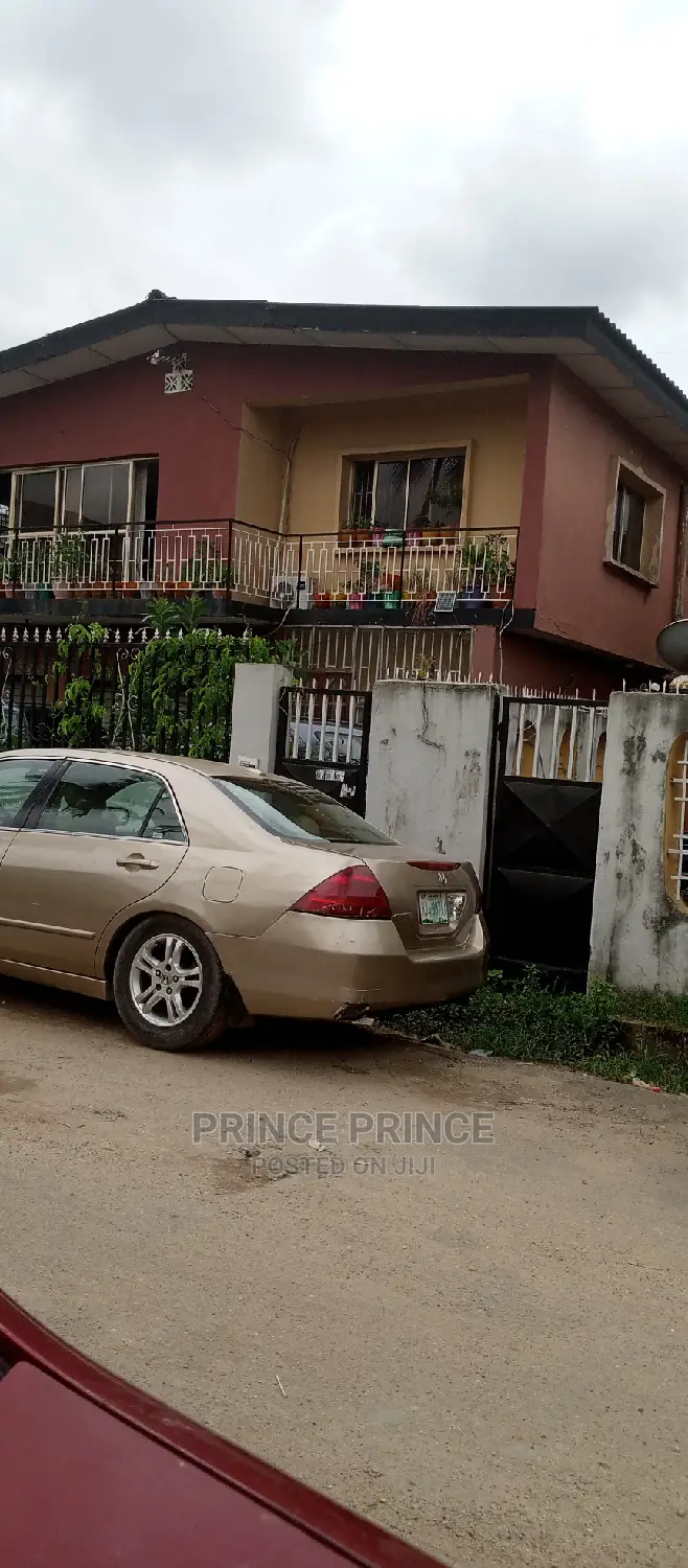 3bdrm Block of Flats in Surulere for sale in Surulere