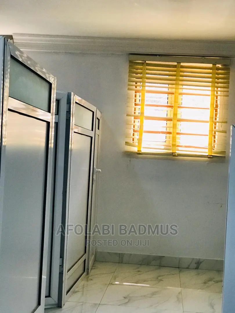Fully Furnished Office and Serviced in Gwarinpa
