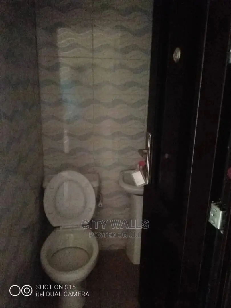 Mini Flat in Agungi for rent in Agungi