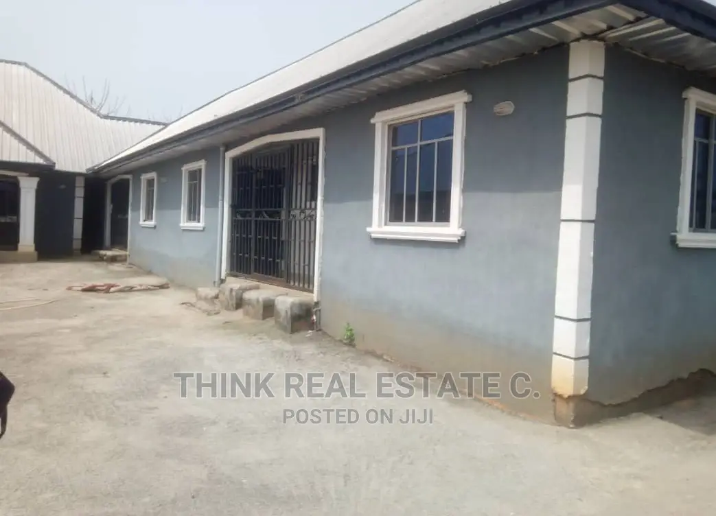 8units 1bedroom Flat 1unit 3bedroom Flat at BIU,Sapele Road in Benin City