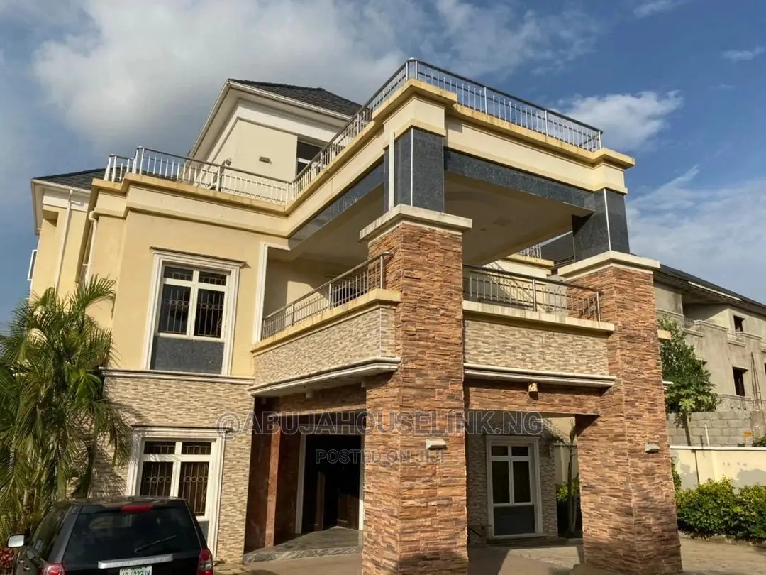 Furnished 9bdrm Duplex in Asokoro Abuja for sale in Asokoro