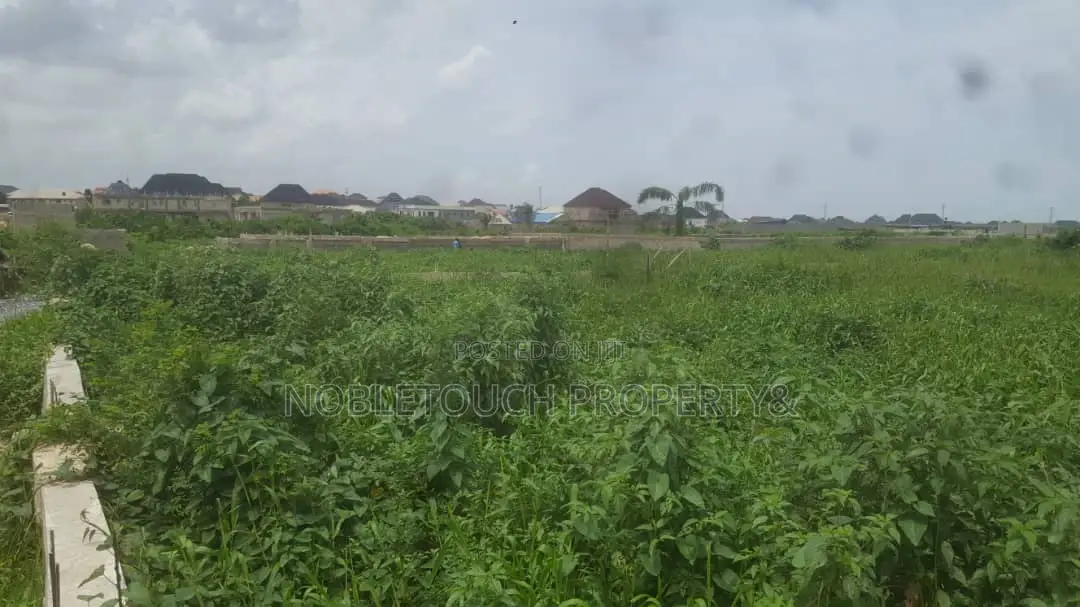 For Sale; 16plots of Land at Alemu Bucknor Isolo in Bucknor