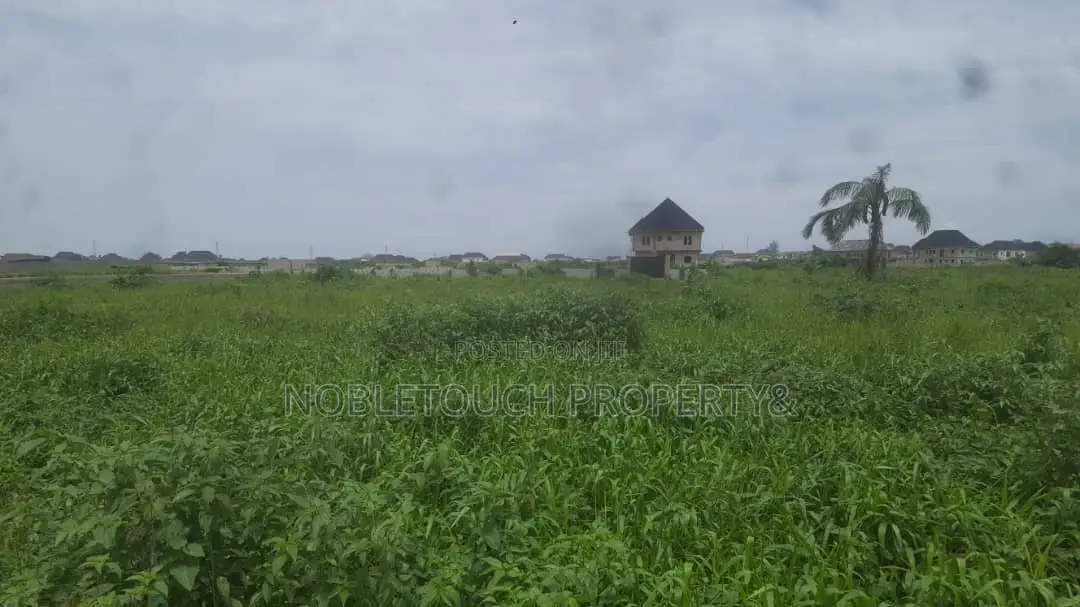 For Sale; 16plots of Land at Alemu Bucknor Isolo in Bucknor