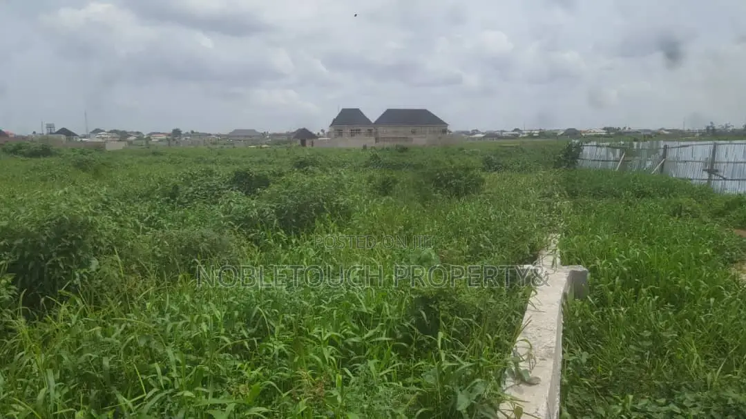For Sale; 16plots of Land at Alemu Bucknor Isolo in Bucknor