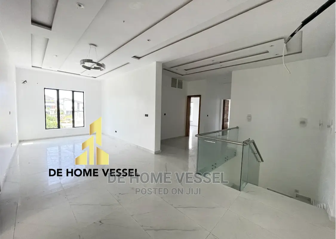 6bdrm Duplex in Lekki for Sale in Lekki