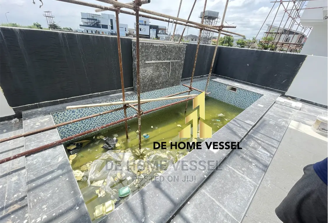 5bdrm House in Lekki for Sale in Lekki