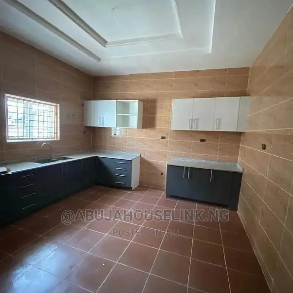 6bdrm Duplex in Efab Metropolis, Gwarinpa for sale in Gwarinpa
