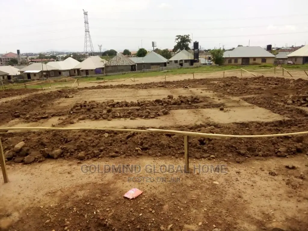 For Sale: 5bedroom Duplex Estate Plot in Voice of Nigeria in Sabon Lugbe