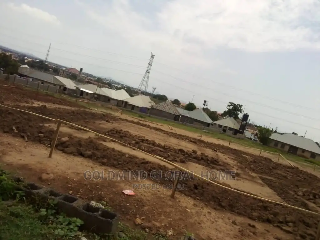 For Sale: 5bedroom Duplex Estate Plot in Voice of Nigeria in Sabon Lugbe
